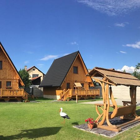 הרבוצ'יסה Cottage Family מראה חיצוני תמונה